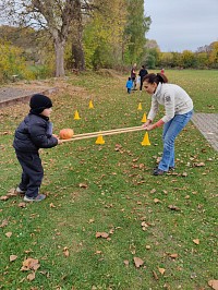 Dýňování a podzimní stezka s rodiči - obrázek číslo: 5