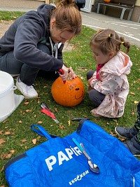 Dýňování a podzimní stezka s rodiči - obrázek číslo: 25