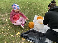 Dýňování a podzimní stezka s rodiči - obrázek číslo: 30