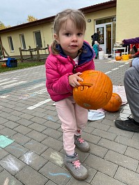 Dýňování a podzimní stezka s rodiči - obrázek číslo: 42