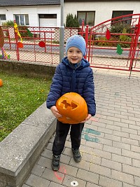 Dýňování a podzimní stezka s rodiči - obrázek číslo: 44