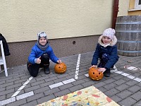 Dýňování a podzimní stezka s rodiči - obrázek číslo: 45