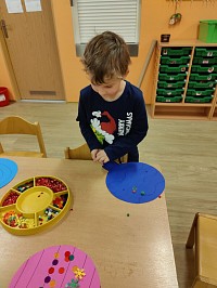 Prosinec ve školce - obrázek číslo: 75