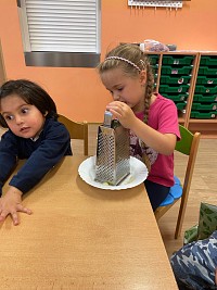 Pečeme štrúdl - obrázek číslo: 3