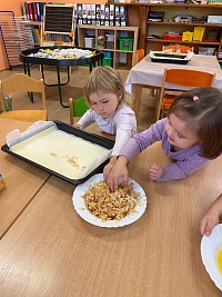 Pečeme štrúdl - obrázek číslo: 16