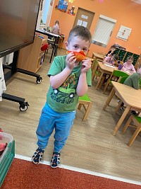 Duben v naší školce - obrázek číslo: 71