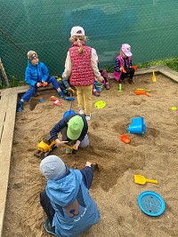 Duben v naší školce - obrázek číslo: 67