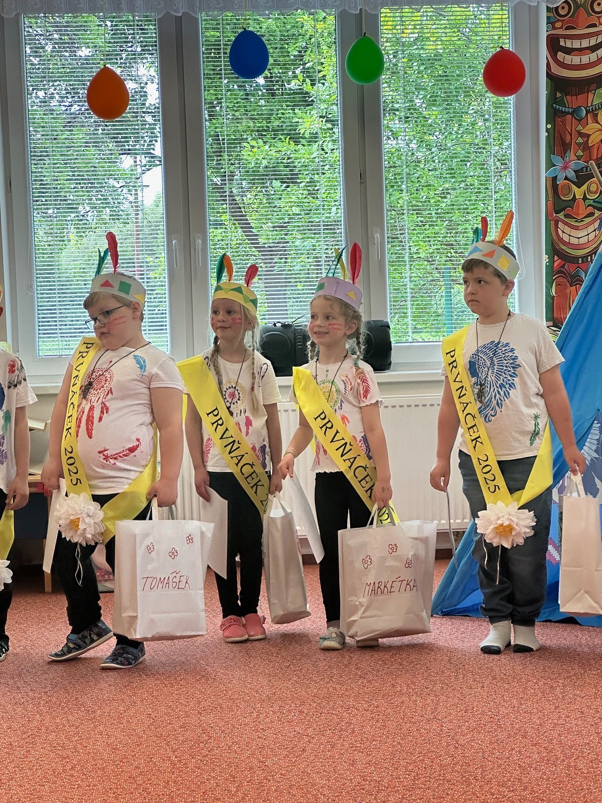 Pasování prvňáčků a vystoupení školky - obrázek: fotografie-2025-06-16t104011.917.jpg