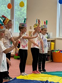 Pasování prvňáčků a vystoupení školky - obrázek číslo: 4