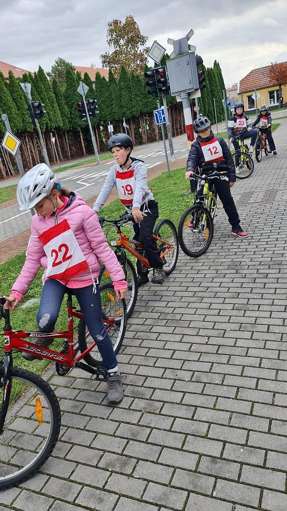 Dopravní hřiště Oslavany - podzim 2025 - obrázek: img-20251015-wa0000.jpg