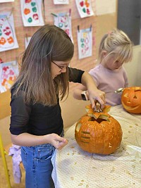 ŠD - Dlabání dýní - obrázek číslo: 10