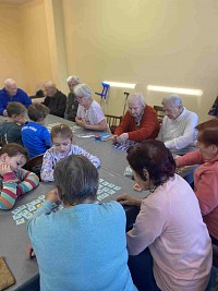 ŠD - Hraní pexesa se seniory - obrázek číslo: 3