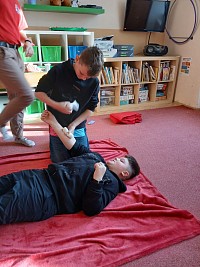 Kurz 1. pomoci se zástupci ČČK - obrázek číslo: 1