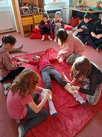 Kurz 1. pomoci se zástupci ČČK - obrázek číslo: 6