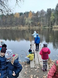 ŠD - Výlet na Karhánek - krmení ryb - obrázek číslo: 3