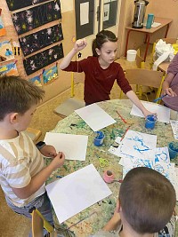 ŠD - malování provázkem - obrázek číslo: 6