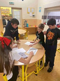 Noc s Andersenem 3.část - obrázek číslo: 17
