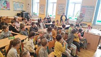 Návštěva pana spisovatele Jana Opatřila - obrázek číslo: 7