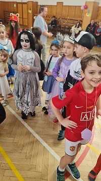 Dětský maškarní karneval - obrázek číslo: 3