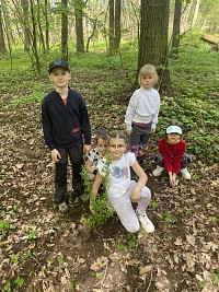 ŠD - Den země - sázení stromů - obrázek číslo: 3