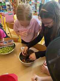 ŠD - čarodějnické odpoledne v lese a družině - obrázek číslo: 3