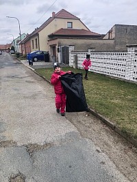 ŠD - Ukliďme si vesnici - obrázek číslo: 13