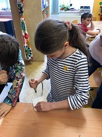 ŠD - polytechnika v družině - ptáček 2.skupinka - obrázek číslo: 2