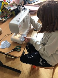 Kroužek šití - Baru, Maruška - obrázek číslo: 12