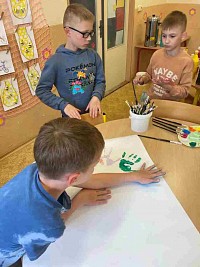ŠD - Den dětí - kolektivní práce - obrázek číslo: 8