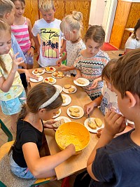 Příprava zdravé svačinky 2.-3.třída - obrázek číslo: 2